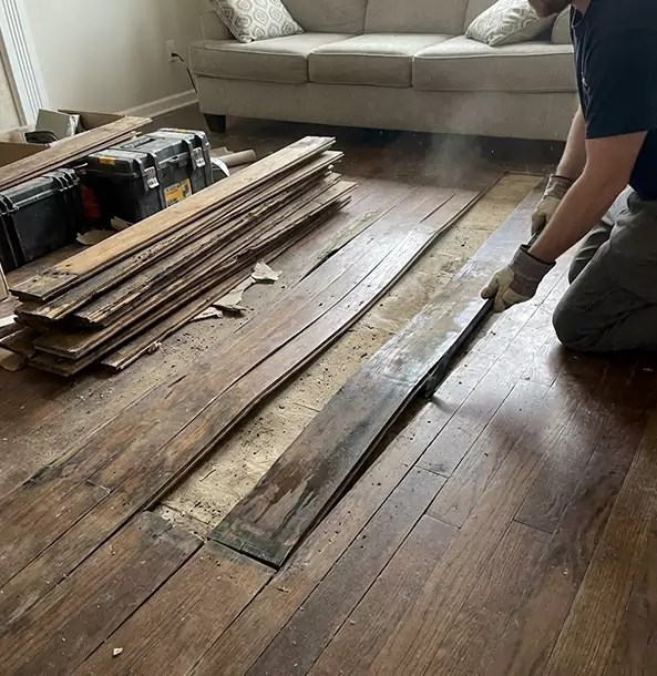 Why Fairburn Homeowners Choose Fairburn Restoration Pro for Water Damage Floor Repair?